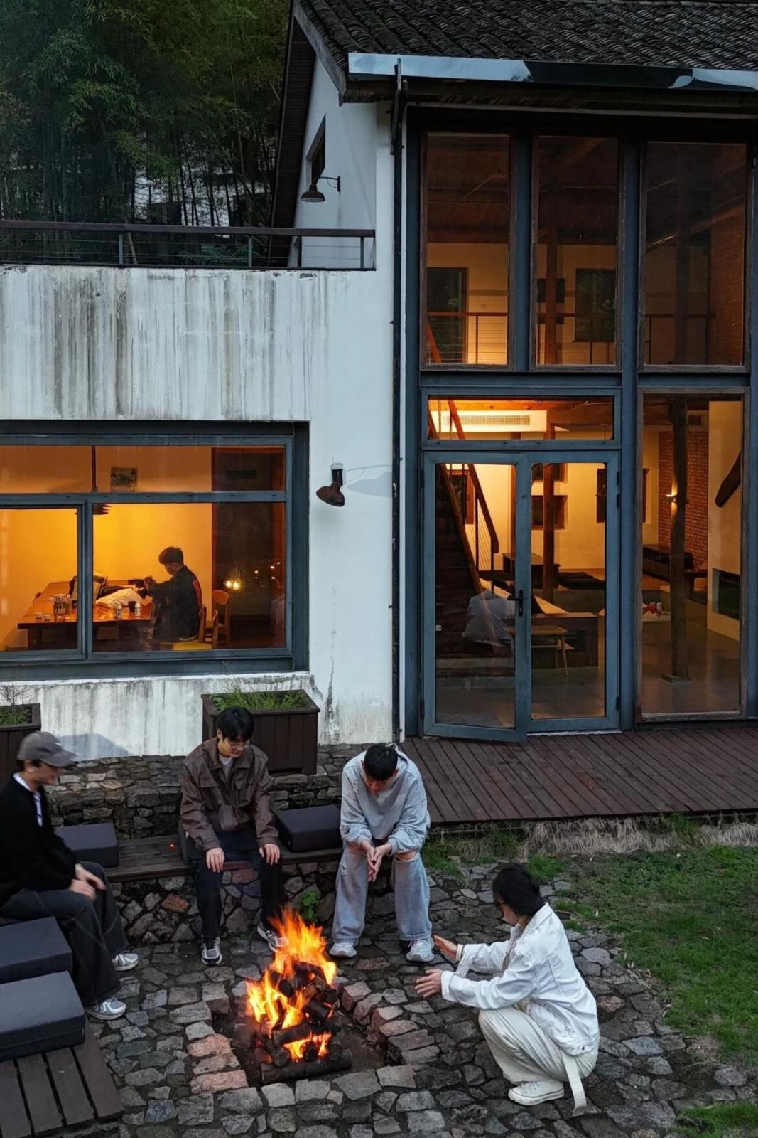 3a92ad1b74ddd9409c0de35d5253aded.jpg